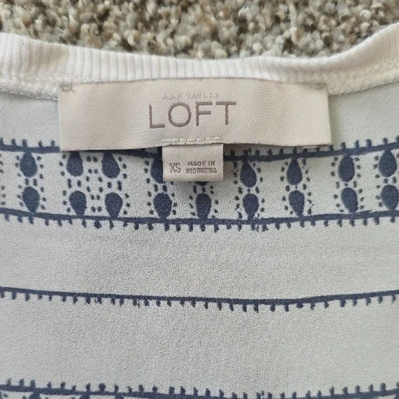 LOFT Women's Navy and White Patterned Tank Top - Picture 2 of 7